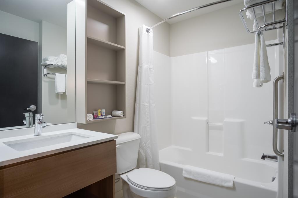 Microtel Inn & Suites By Wyndham Moorhead Fargo Area Kültér fotó